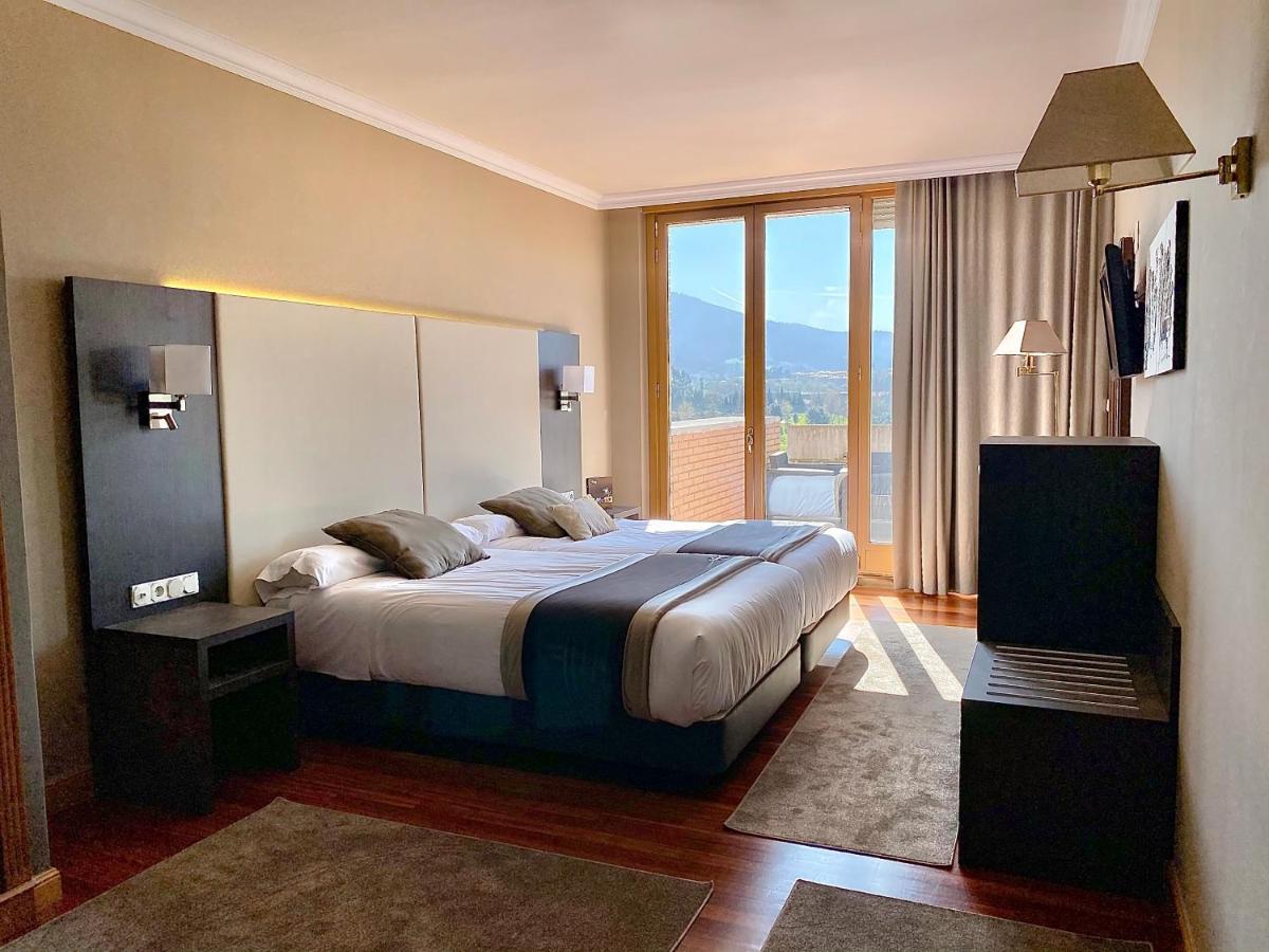 Hotel Armine Basauri Luaran gambar